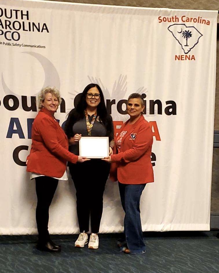 Michelle J., 911 Emergency Specialist, received the Palmetto Award at the 2024 South Carolina APCO/NENA Conference.