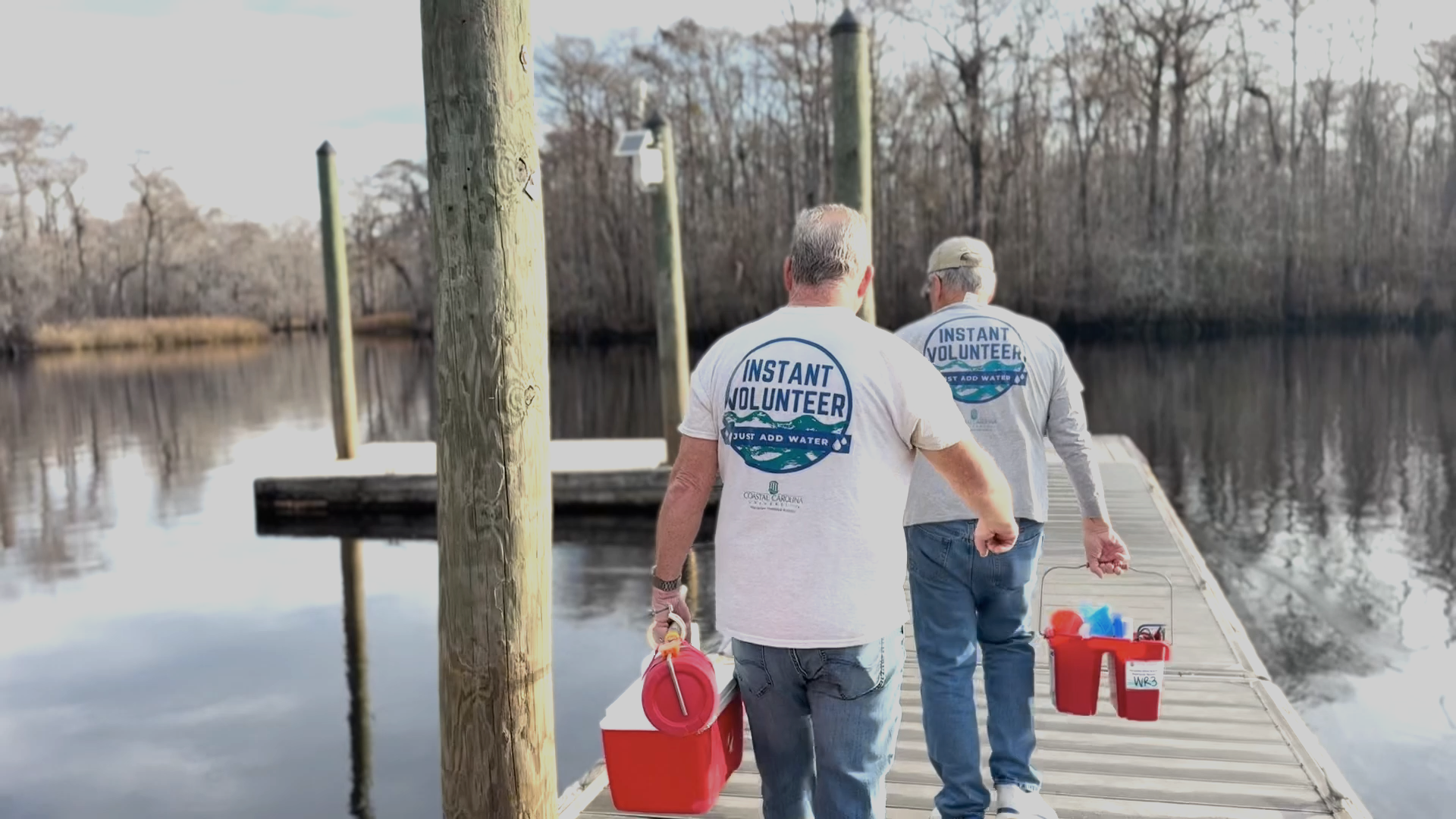 Volunteers with the Volunteer Water Quality Monitoring Program visit Pitch Landing sampling site 